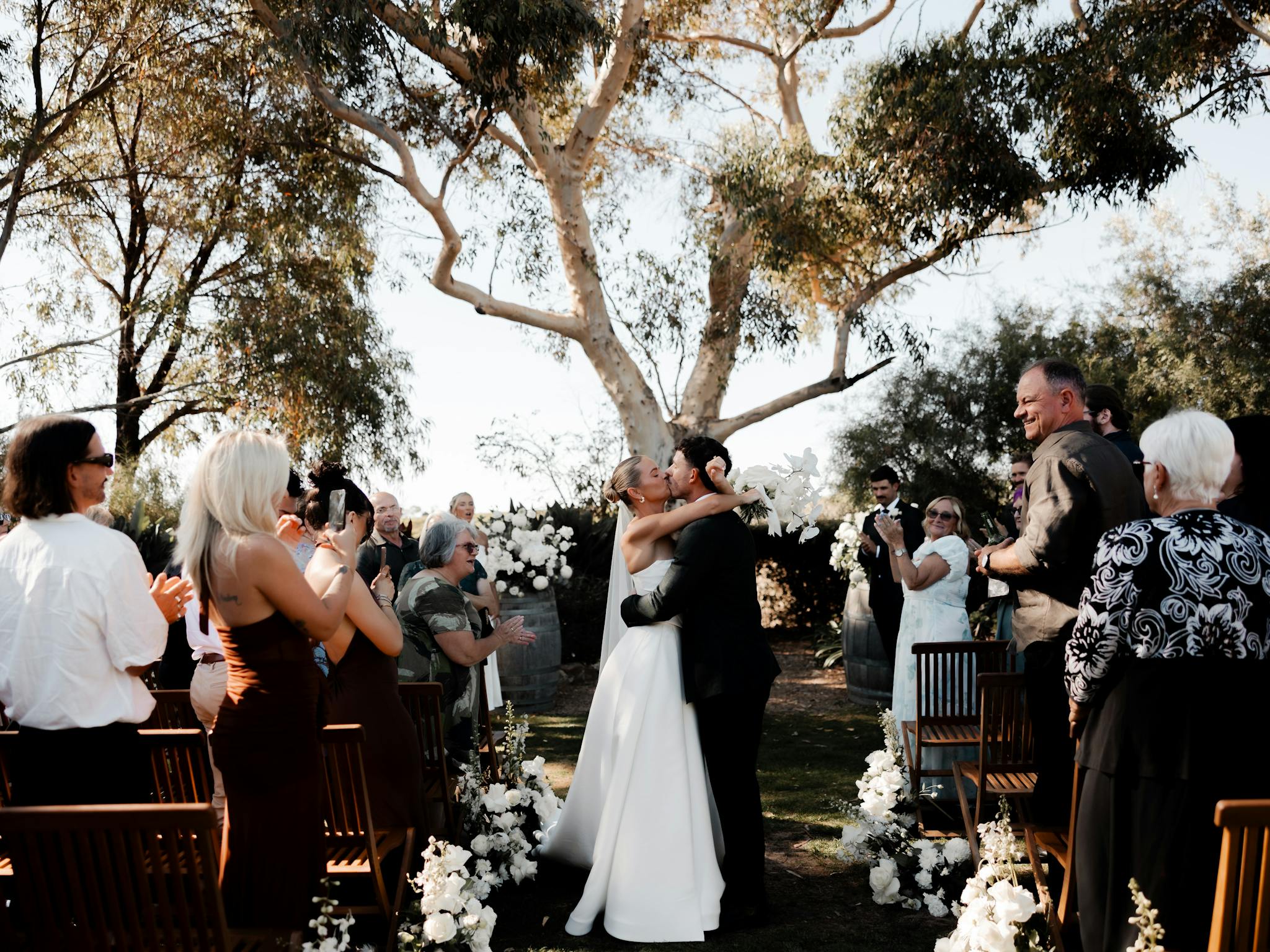 Wine Garden Ceremony at Beach Road Wines