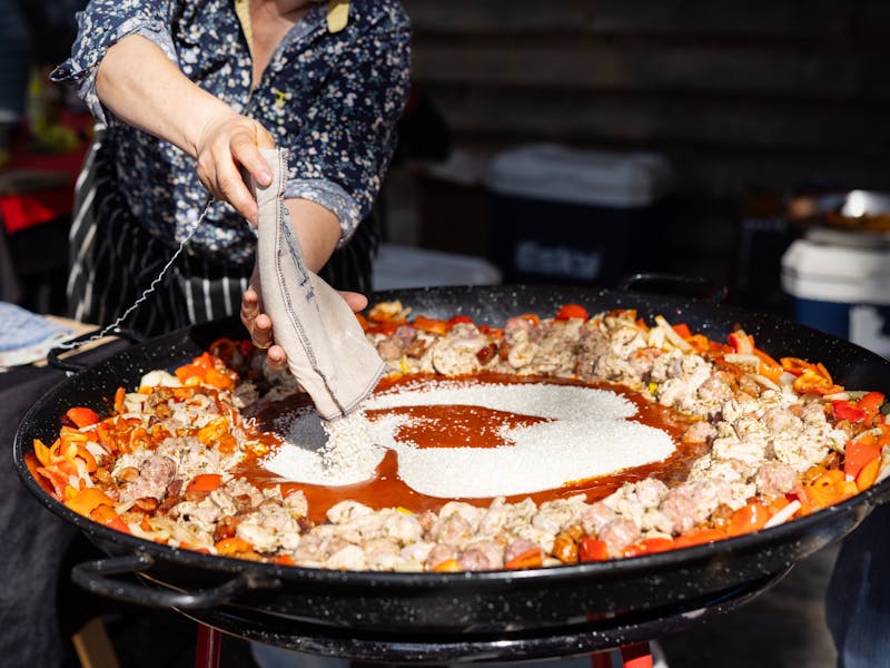Club Med: Alternative Varieties & Paella