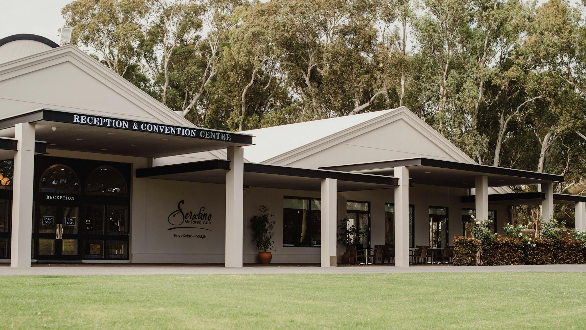 Restaurant outside view