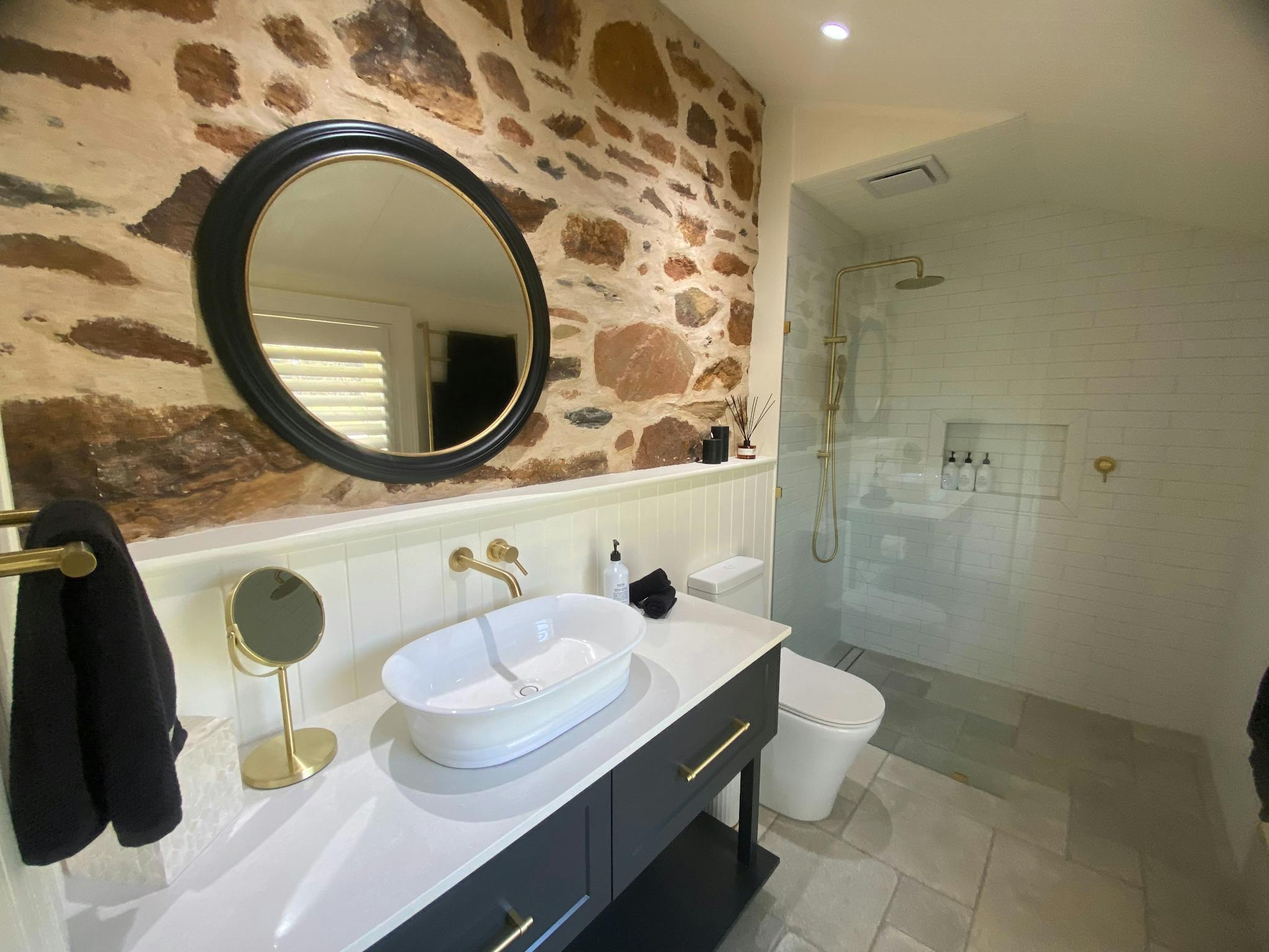 Heritage suite ensuite