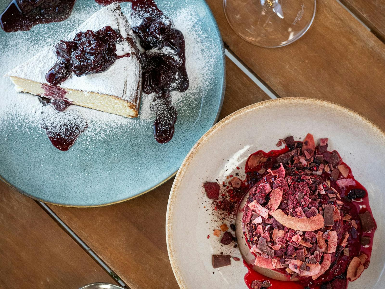 Main & Cherry desserts