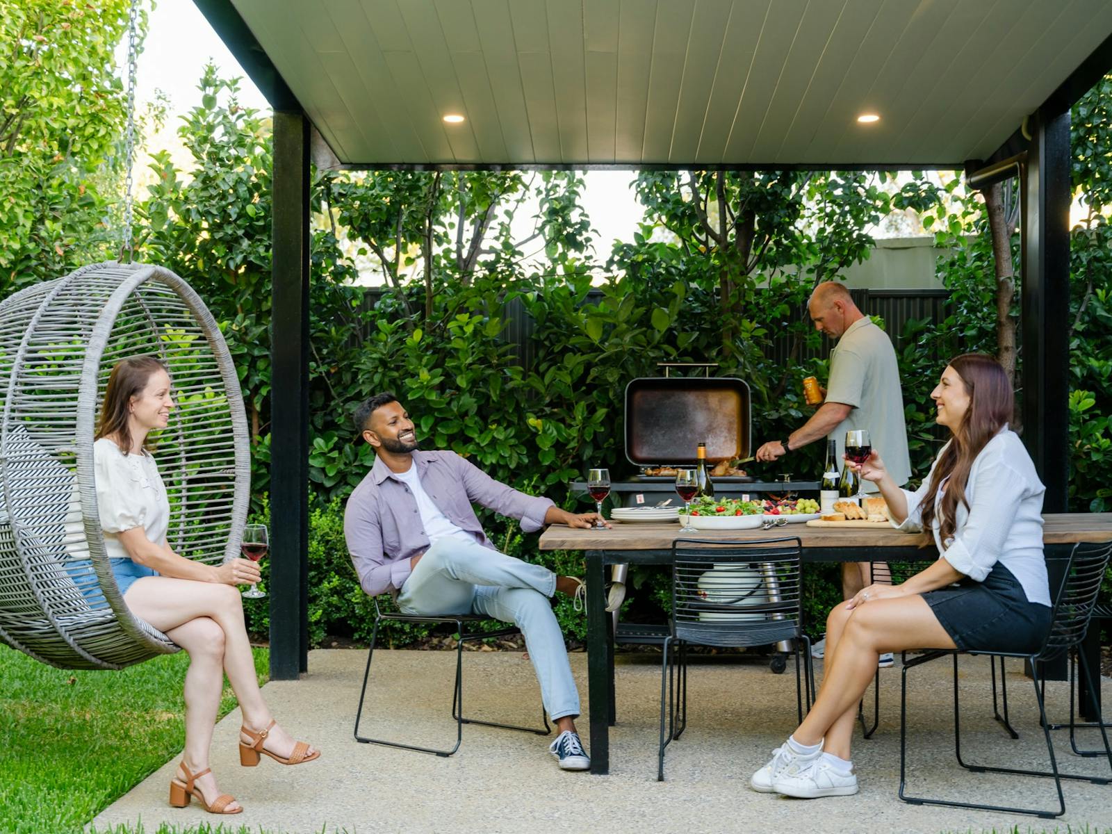 Vale 194 in the heart of the Mclaren Vale Wine Region BBQ with friends