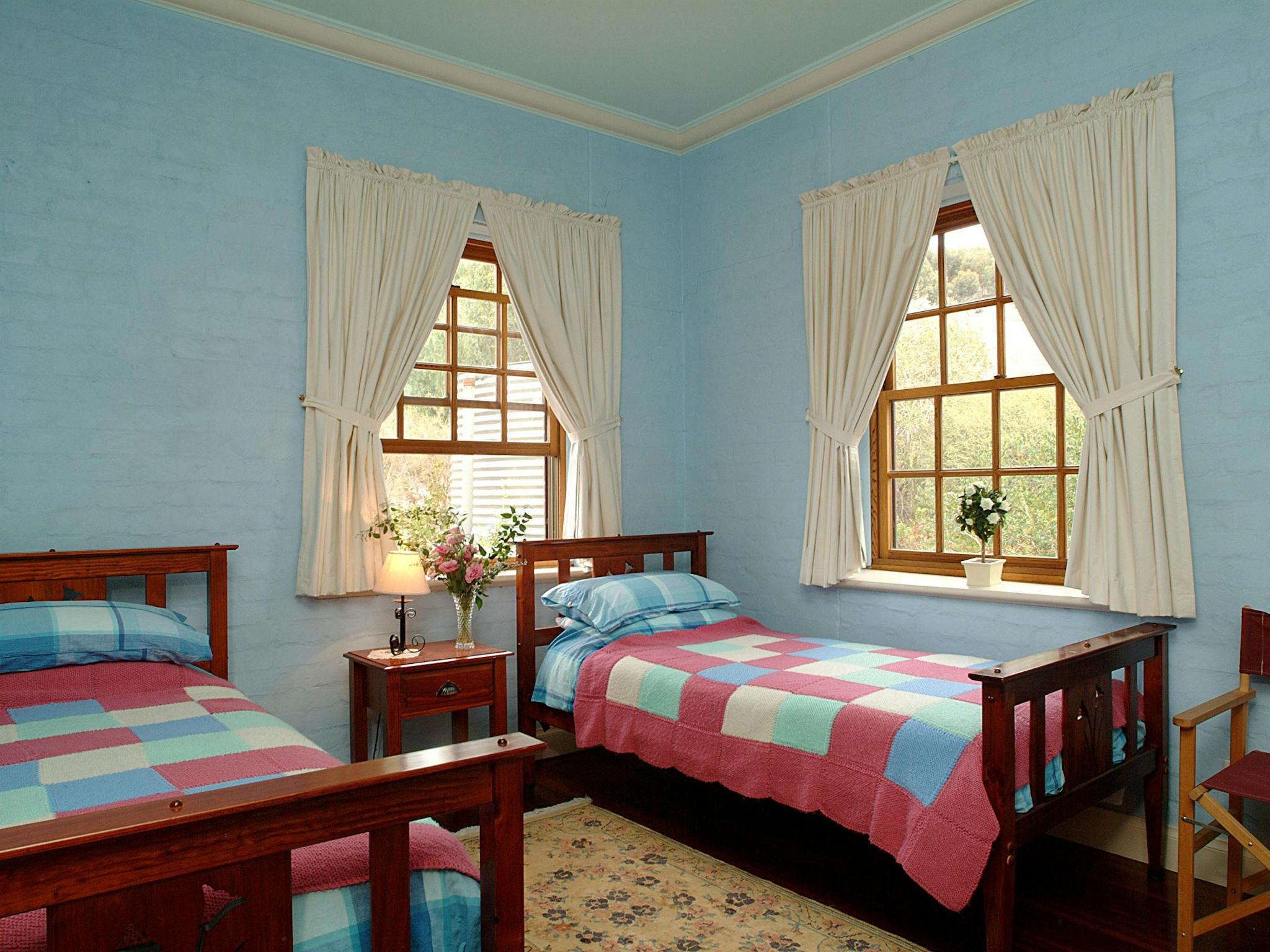 Twin beds or a double - great for travelling with friends.