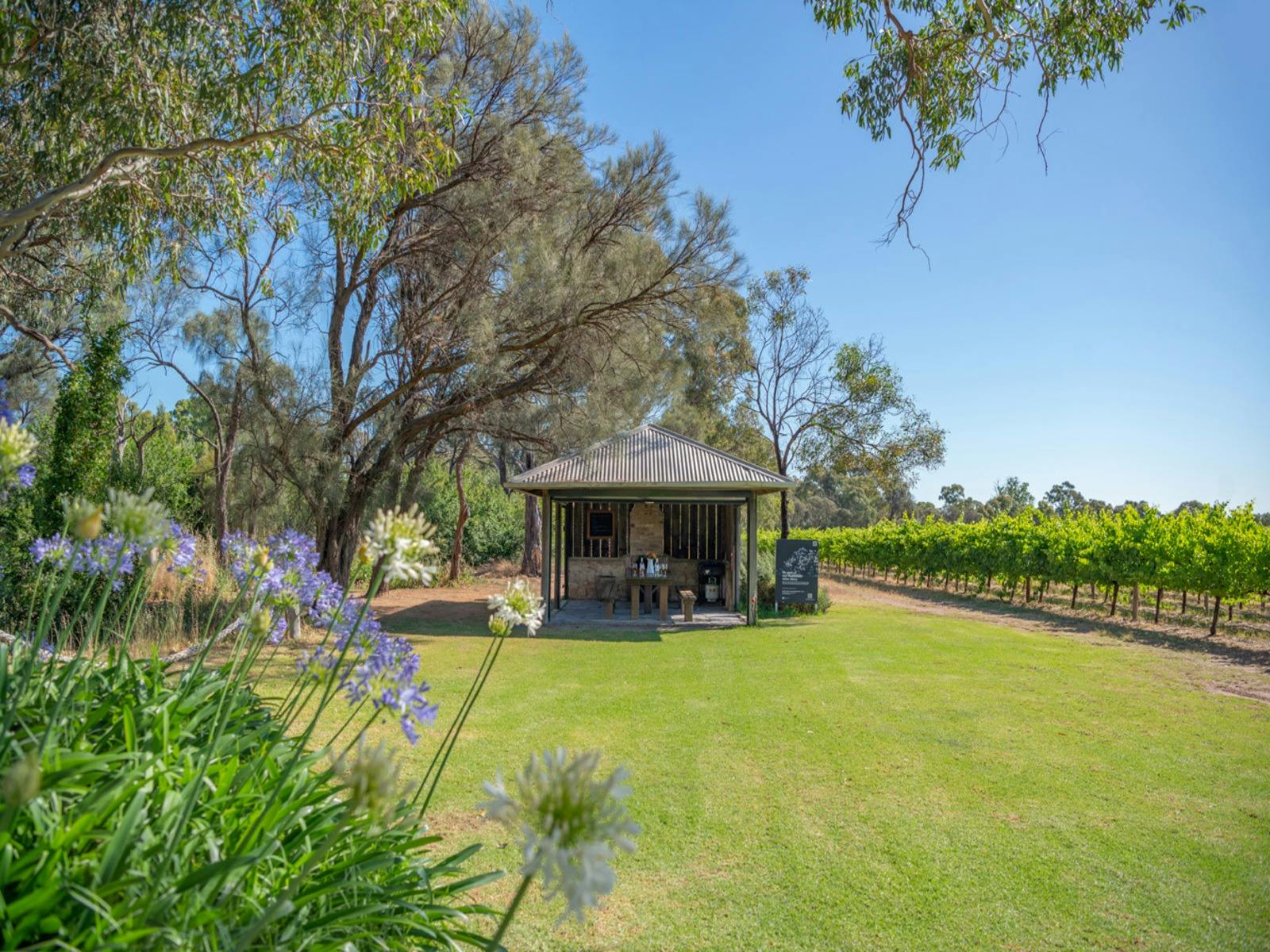 Pickers Hut